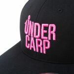 czapka undercarp z różowym logo damska